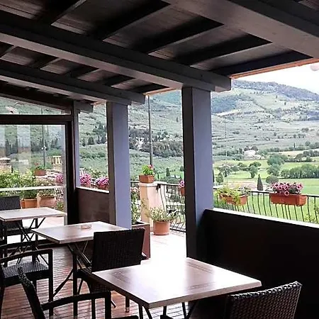 Il Cacciatore Szálloda Spello