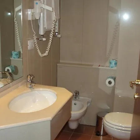 艾尔伯格伊尔卡夏托雷酒店 酒店 斯佩洛