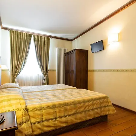 Hotel Il Cacciatore 3*